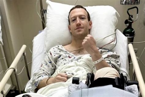 M­a­r­k­ ­Z­u­c­k­e­r­b­e­r­g­ ­h­a­s­t­a­n­e­y­e­ ­k­a­l­d­ı­r­ı­l­d­ı­
